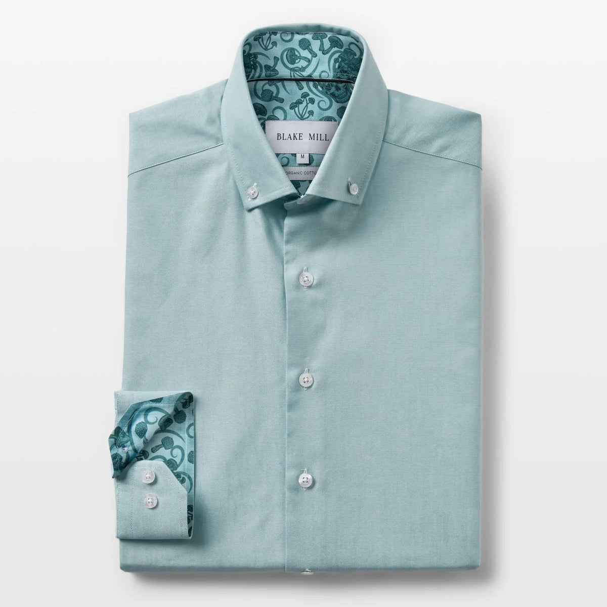 The Art of Shirt Folding: Expert Packing Tips for Travellers