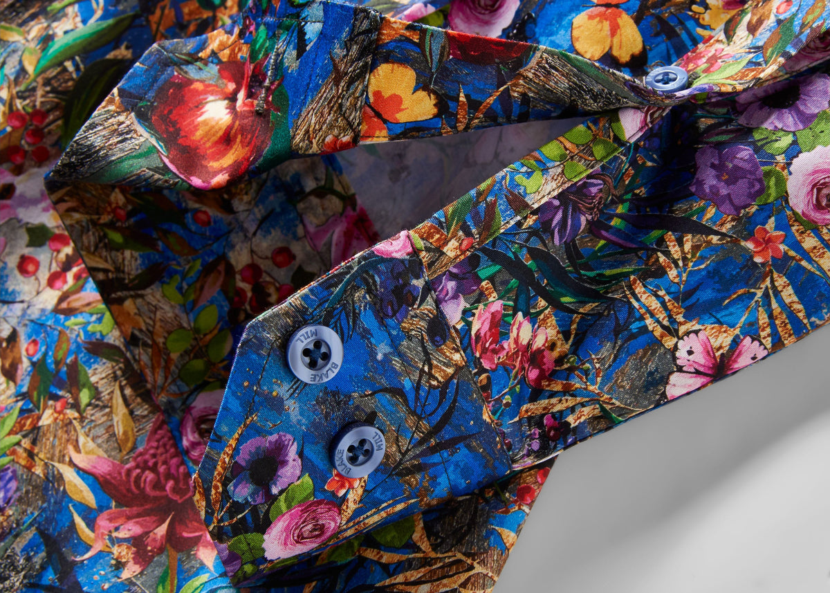 Colourful printed shirt collar and buttons
