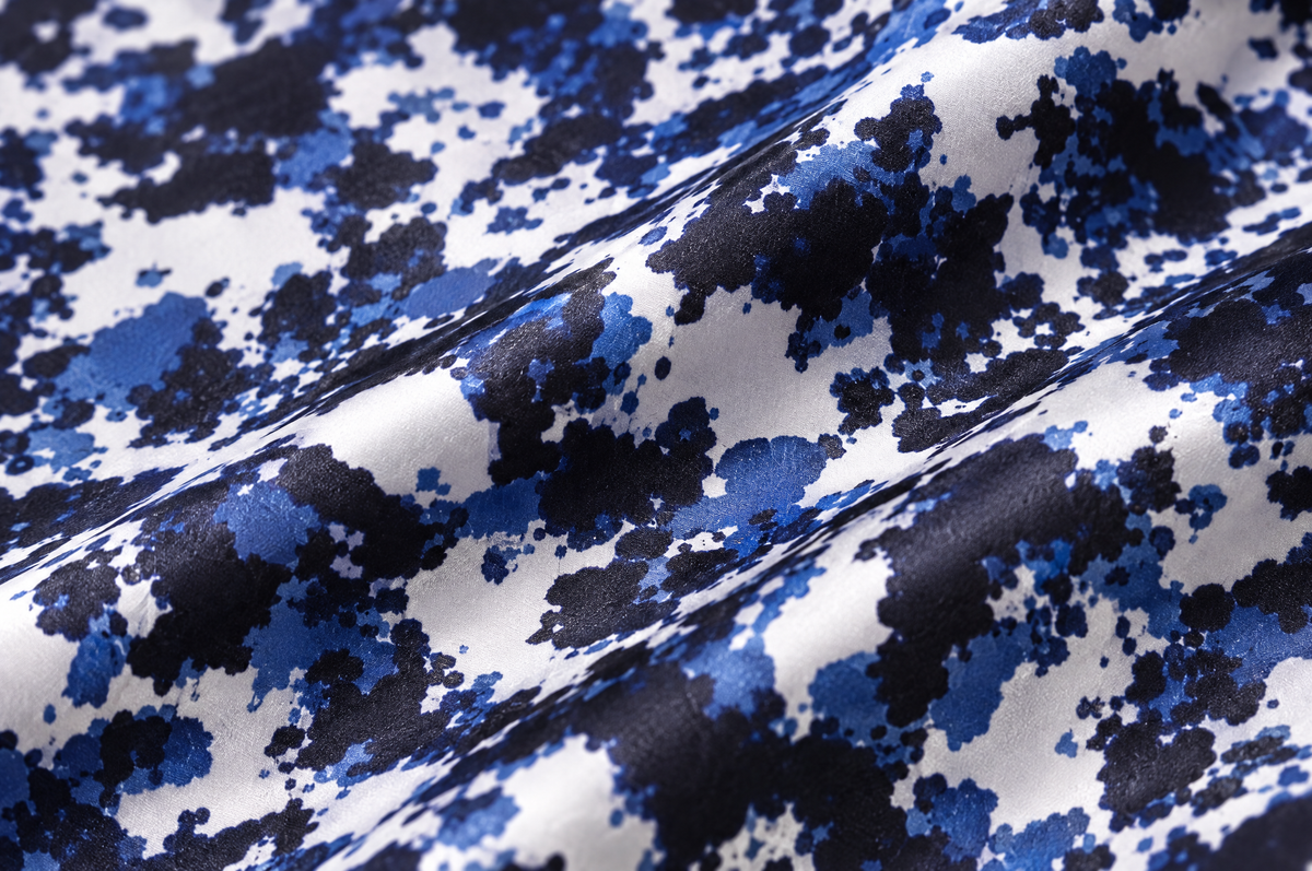 The Rorschach shirt cotton sateen fabric detail